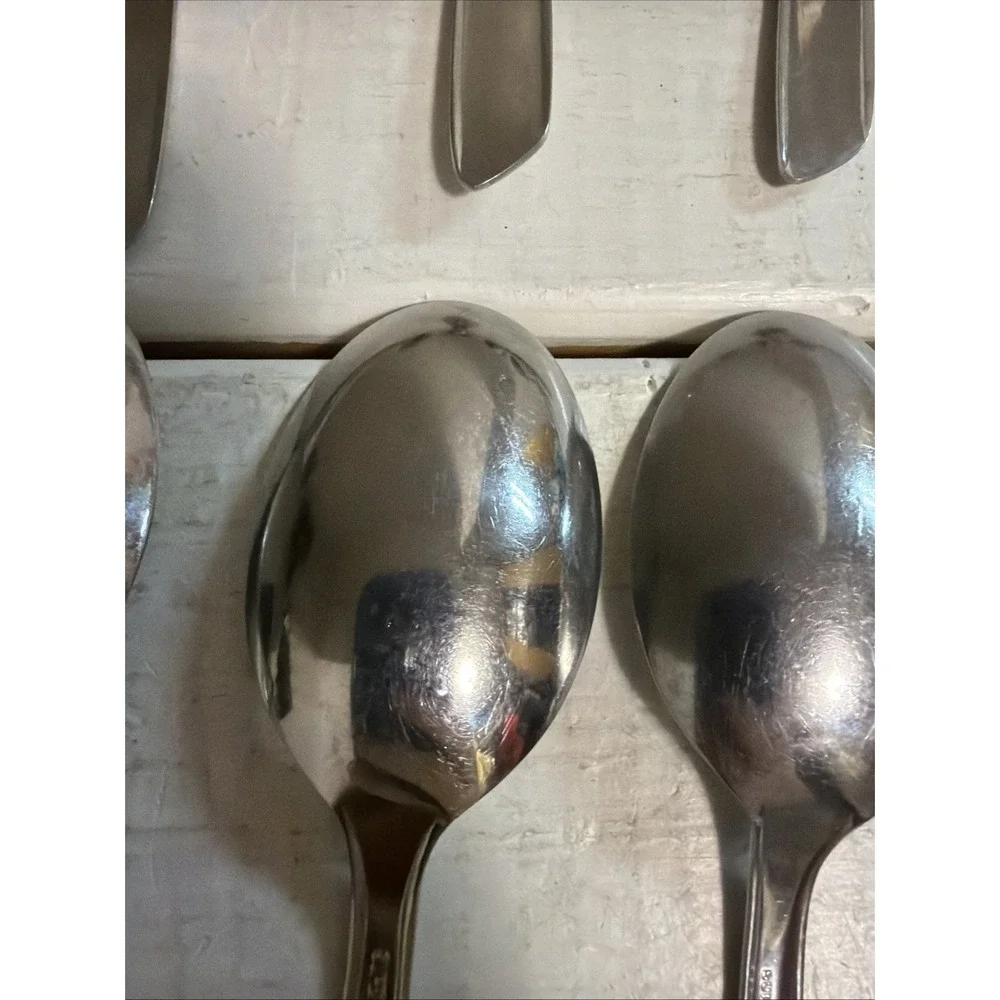 Set of 8 Superior NIGHT SKY pattern stainless oval place soup spoons 6 7/8
